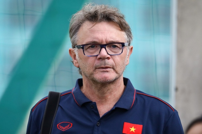 HLV Philippe Troussier - tân huấn luyện viên của đội tuyển Việt Nam