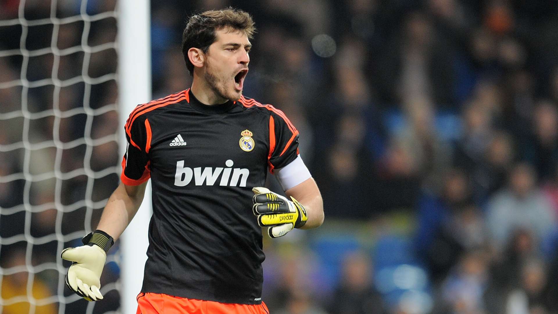 Tại sao thủ môn Casillas có biệt danh là 'Thánh Iker'? | Goal.com Việt Nam
