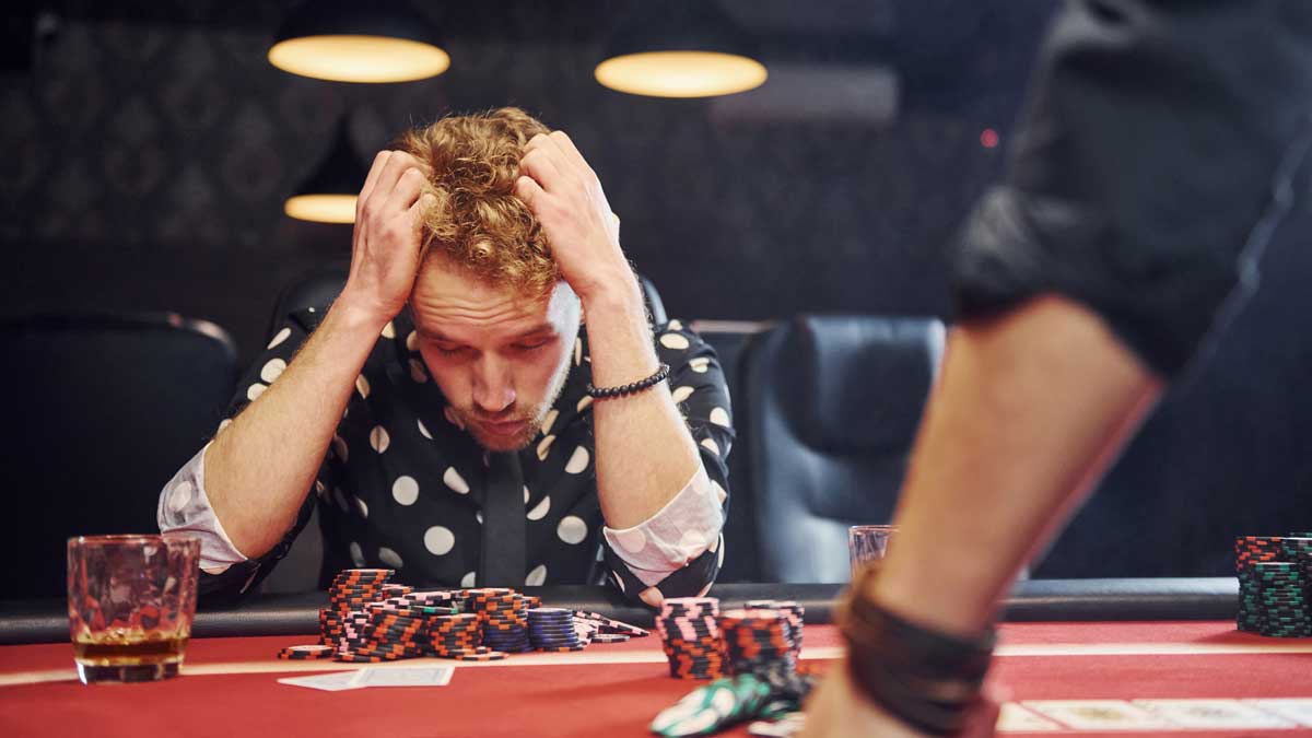 Lời khuyên của chuyên gia về cách đối phó với tình trạng sa sút trong poker | Natural8