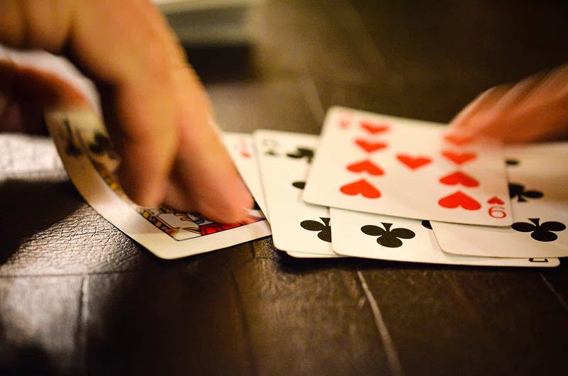 Thuật Ngữ Poker 2025: Cẩm Nang Giải Thích Từ A-Z | Hoiana Resort & Golf
