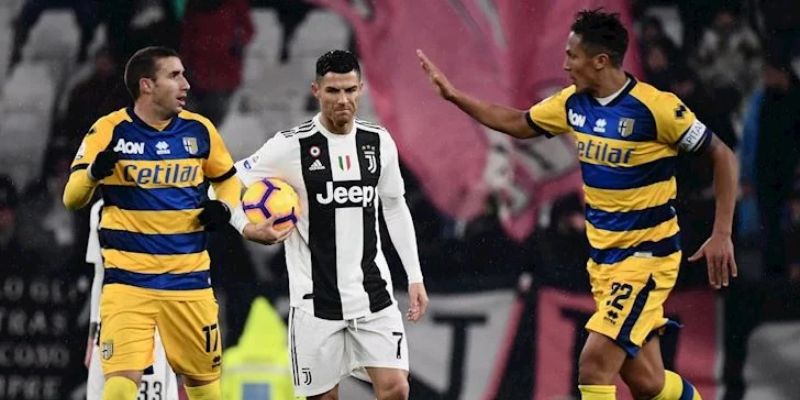 CLB Parma: Lịch sử thăng trầm của đội bóng áo vàng xanh