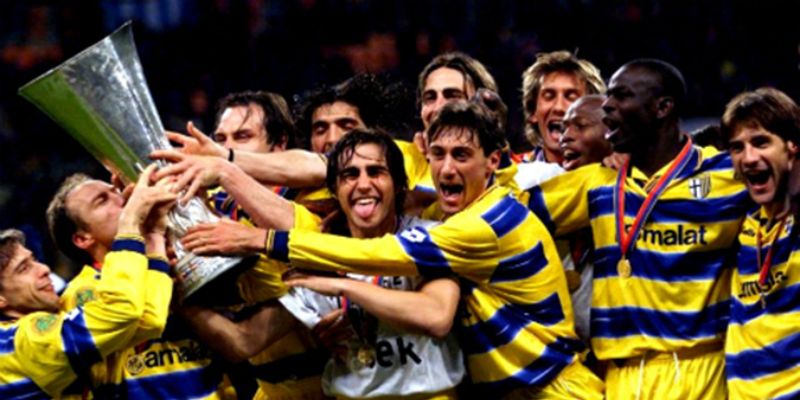CLB Parma: Lịch sử thăng trầm của đội bóng áo vàng xanh