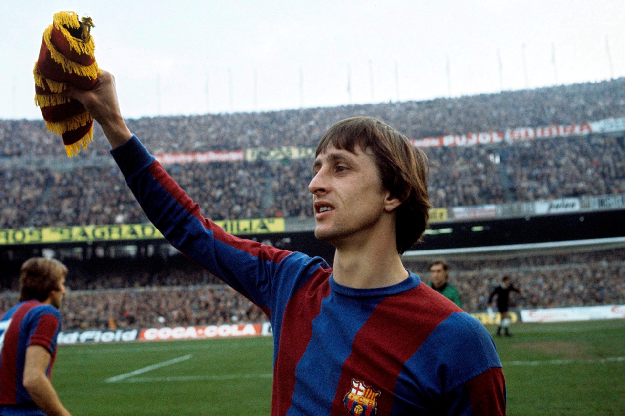 Di sản vô giá của Johan Cruyff trong FIFA Online 3
