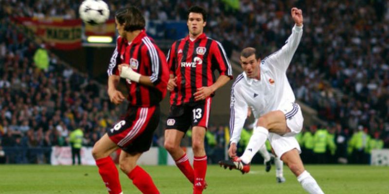 Tiểu sử Zidane - Sinh ra để cống hiến cho bóng đá