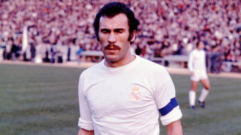 Amancio Amaro là một cái tên đáng tôn trọng trong lịch sử của Real Madrid Amancio Amaro tiền đạo Real Madrid huyền thoại