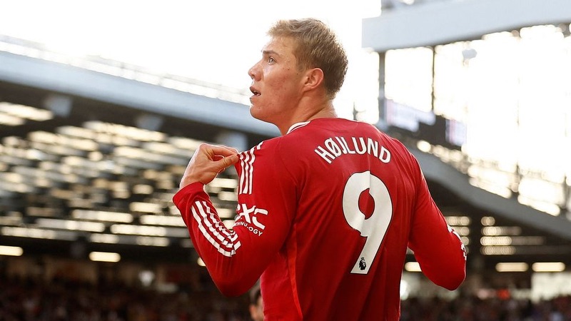 Cầu thủ Rasmus Hojlund - Tương lai bất định sau những thất bại