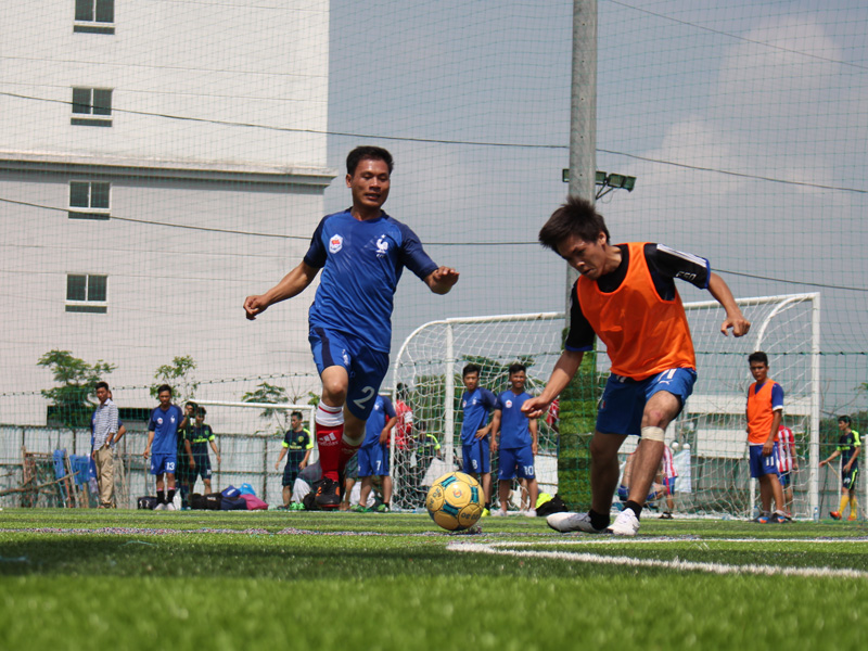 Hướng dẫn kỹ thuật đá bóng bằng lòng bàn chân