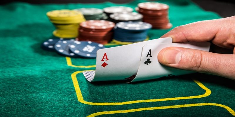 Khoảng bài trong poker là gì? Ý nghĩa chiến thuật